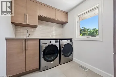 22 Lyle Place Guelph ON N1L 1A8