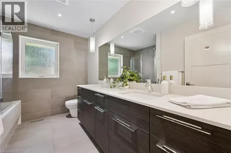 22 Lyle Place Guelph ON N1L 1A8