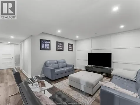 1609 Harrison Street Lasalle ON N9H 0L7