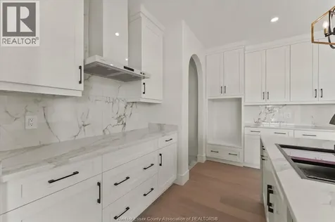 5221 Rafael Street Tecumseh ON N0R 1K0
