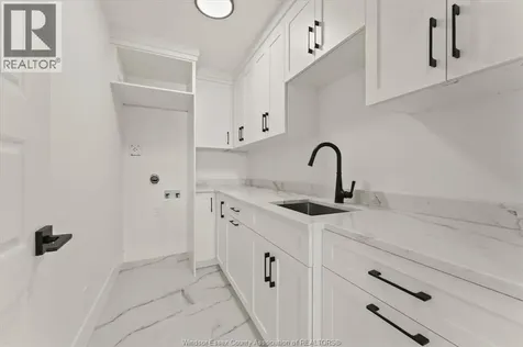 5221 Rafael Street Tecumseh ON N0R 1K0