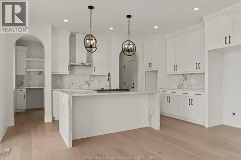 5221 Rafael Street Tecumseh ON N0R 1K0