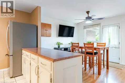 4042 Longmoor Drive Burlington ON L7L 1X2