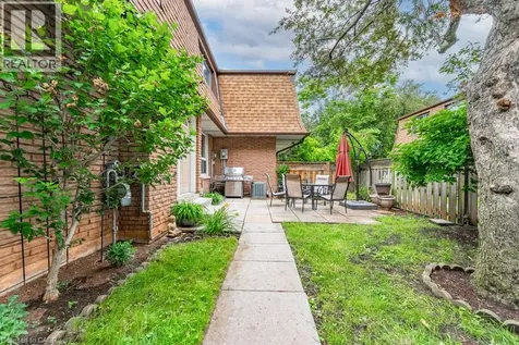 4042 Longmoor Drive Burlington ON L7L 1X2