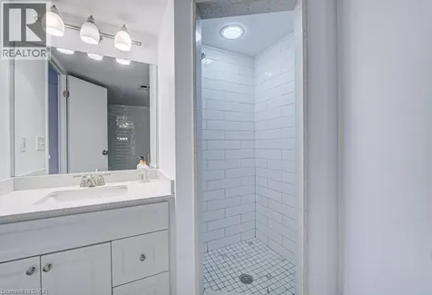 5 Rowntree Road Toronto ON M9V 5G9