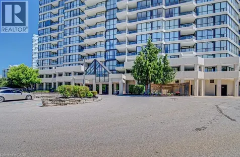 5 Rowntree Road Toronto ON M9V 5G9