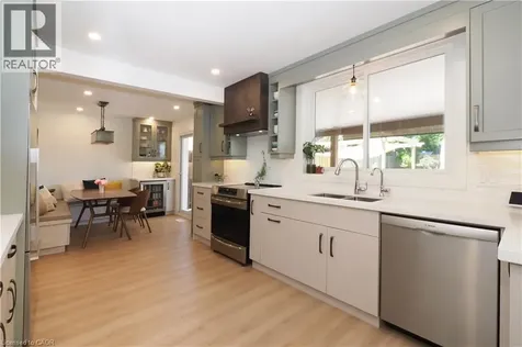 784 Elizabeth Street Kitchener ON N2H 6H5