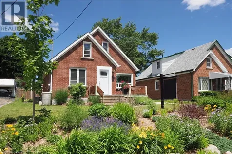 784 Elizabeth Street Kitchener ON N2H 6H5