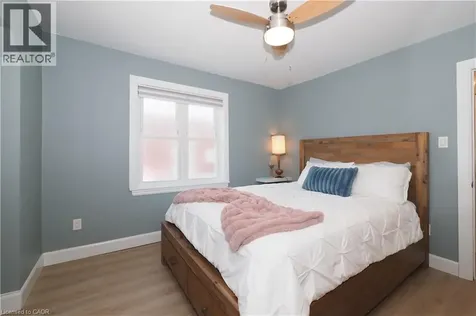 784 Elizabeth Street Kitchener ON N2H 6H5