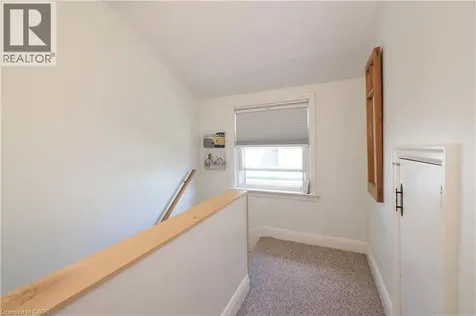 784 Elizabeth Street Kitchener ON N2H 6H5