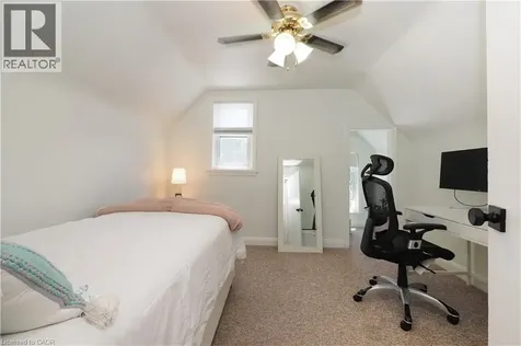 784 Elizabeth Street Kitchener ON N2H 6H5