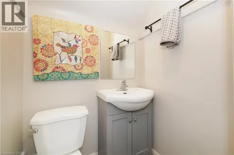 784 Elizabeth Street Kitchener ON N2H 6H5