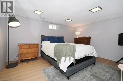 784 Elizabeth Street Kitchener ON N2H 6H5