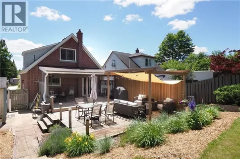 784 Elizabeth Street Kitchener ON N2H 6H5