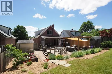 784 Elizabeth Street Kitchener ON N2H 6H5