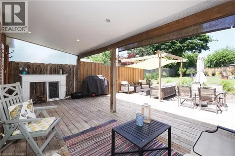 784 Elizabeth Street Kitchener ON N2H 6H5