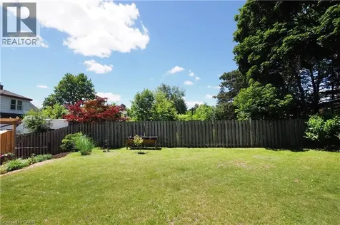 784 Elizabeth Street Kitchener ON N2H 6H5