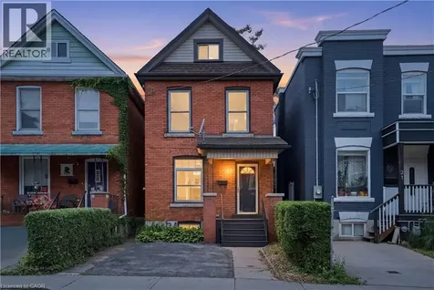 19 Huntley Street Hamilton ON L8L 5X8