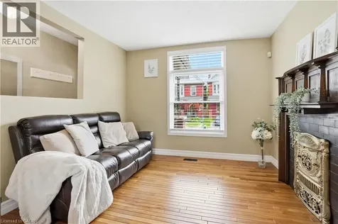 19 Huntley Street Hamilton ON L8L 5X8
