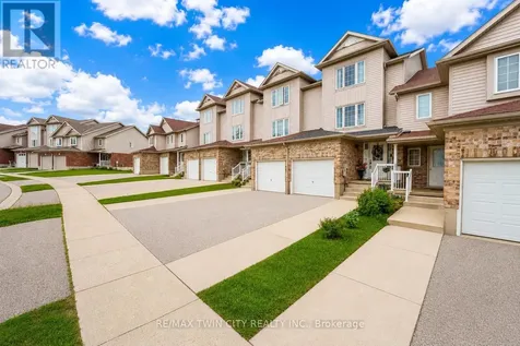 235 Red Clover Court Kitchener ON N2E 4J5