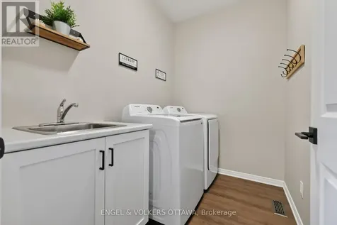 190 Rathwell Street Carleton Place ON K7C 0H9