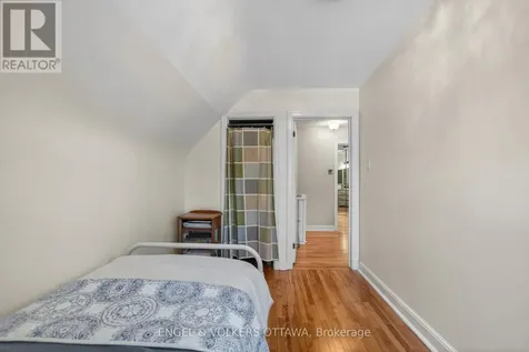 1396 Micmac Street Ottawa ON K1H 7N5