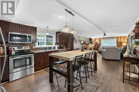 1039 Vista Barrett Private Ottawa ON K4P 1C8