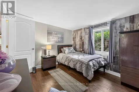 1039 Vista Barrett Private Ottawa ON K4P 1C8
