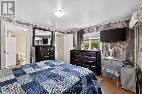 1039 Vista Barrett Private Ottawa ON K4P 1C8