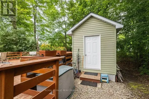 1039 Vista Barrett Private Ottawa ON K4P 1C8