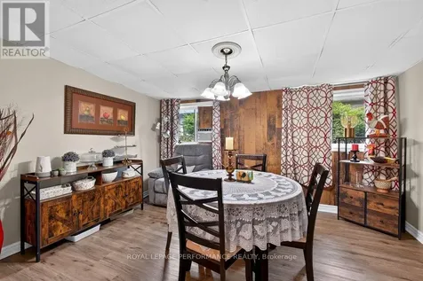 1039 Vista Barrett Private Ottawa ON K4P 1C8