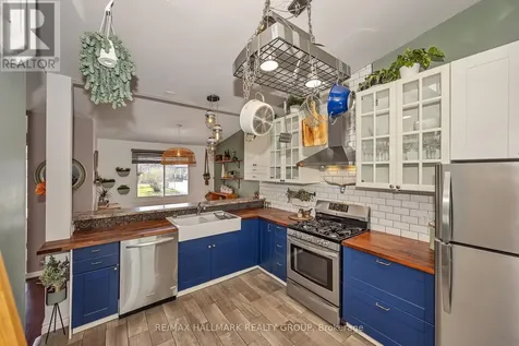 35 Benlea Drive Ottawa ON K2G 4A3