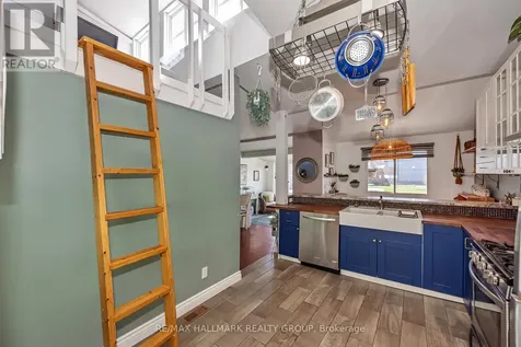 35 Benlea Drive Ottawa ON K2G 4A3