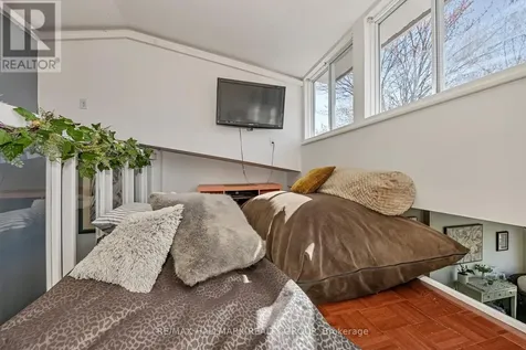 35 Benlea Drive Ottawa ON K2G 4A3