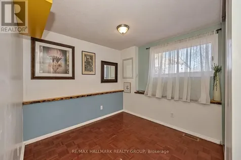 35 Benlea Drive Ottawa ON K2G 4A3