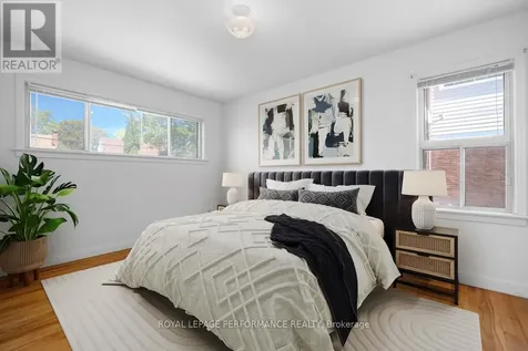 535 Dunbrack Street Ottawa ON K1K 1J4