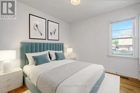 535 Dunbrack Street Ottawa ON K1K 1J4