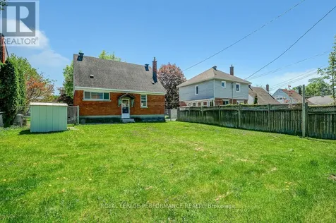 535 Dunbrack Street Ottawa ON K1K 1J4