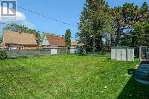 535 Dunbrack Street Ottawa ON K1K 1J4