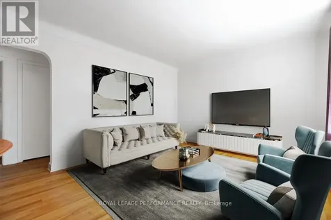 535 Dunbrack Street Ottawa ON K1K 1J4