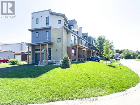 25 Fair Oaks Crescent Ottawa ON K2G 4W6
