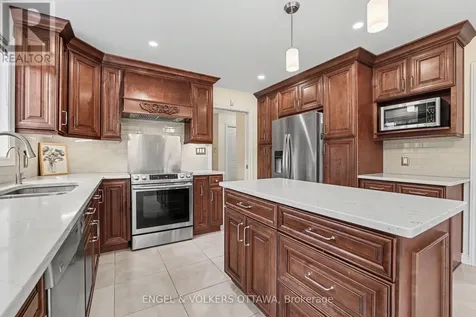 2025 Sixth Line Road North Ottawa ON K0A 1T0