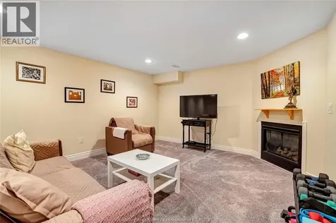 2526 Olive Road Windsor ON N8T 1E7