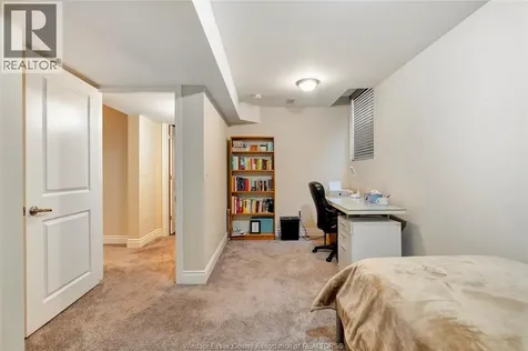 2526 Olive Road Windsor ON N8T 1E7