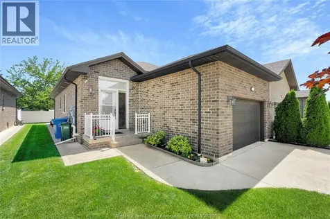2526 Olive Road Windsor ON N8T 1E7