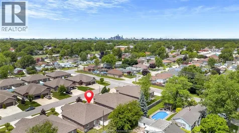 2526 Olive Road Windsor ON N8T 1E7
