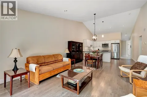 2526 Olive Road Windsor ON N8T 1E7
