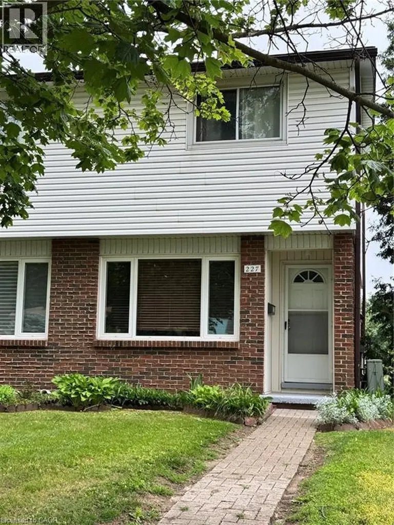 227 Fergus Avenue Kitchener ON N2A 2H6