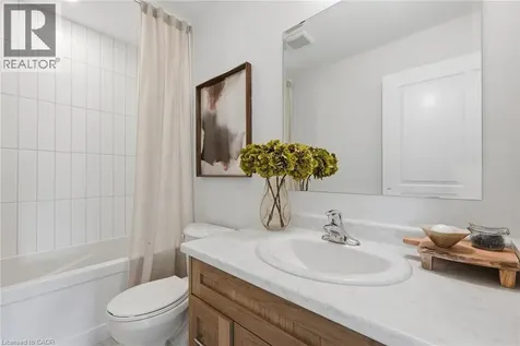 3 Dempsey Drive Stratford ON N5A 0K5