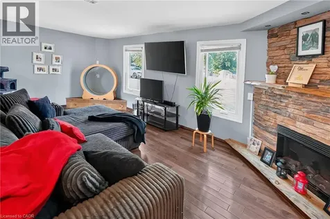 503 John Street Dunnville ON N1A 2R3